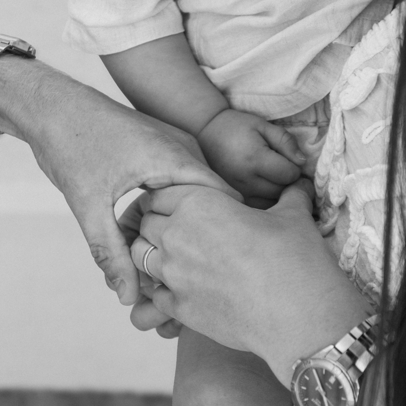 Detail Hände Detailaufnahme Schwarzweiß Hände Familie